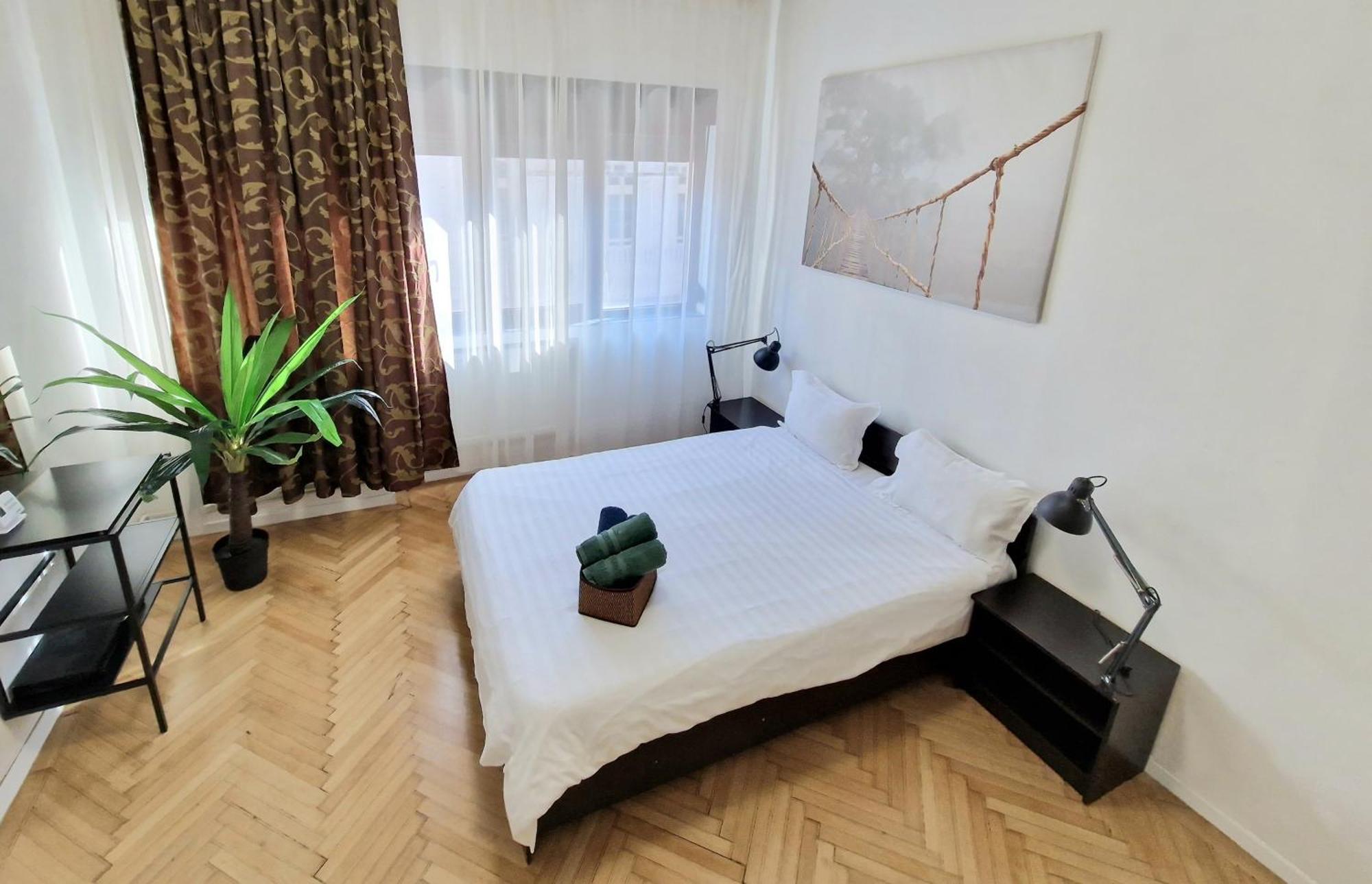 Global Downtown Apartments - Universitate - Calea Victoriei Бухарест Экстерьер фото